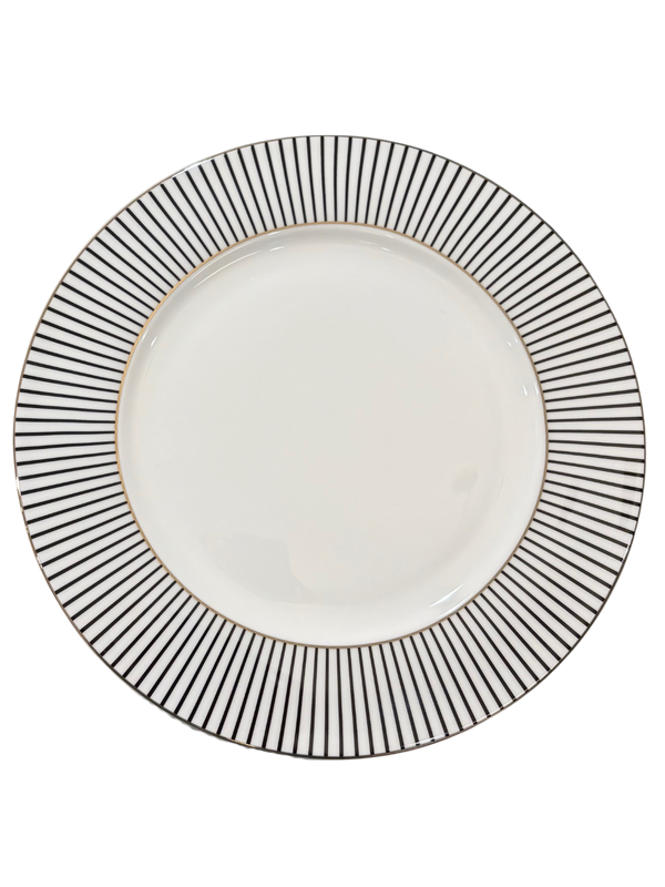 Black Sunrise Dinner Plate